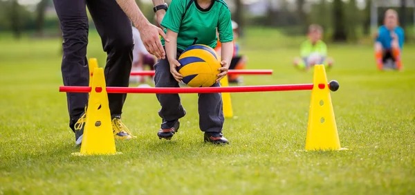 卡佩罗：国米最后的角球防守太随意；扳平比分后他们就松懈了