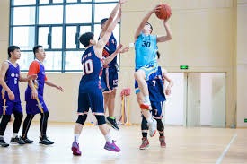 狂砍39分！布朗尼彻底爆发，率领湖人逆转勇士！