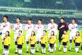 什么是“死守底牌”？解析博弈中信息不透明的价值。（为什么要守住底牌：博弈中信息不透明的价值解读）