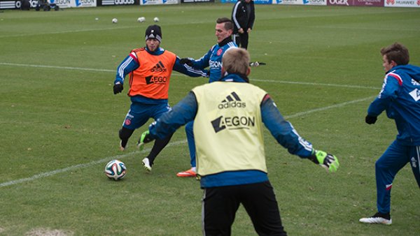 仅是荣耀 仅是荣耀