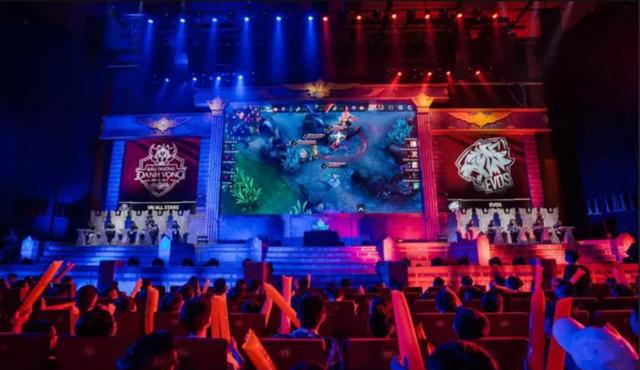 团队配合的 团队配合的